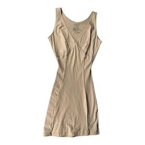 Assets by Spanx Red Hot Label Nude Shaping Slip Size Small NWOT Smoothing Dress